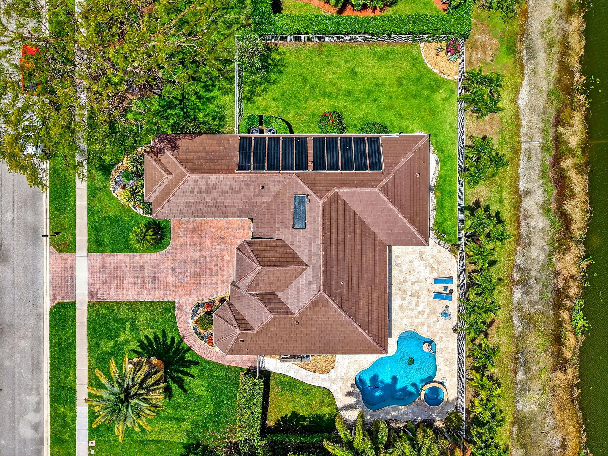 ISLES AT WELLINGTON PL 7 - Residential