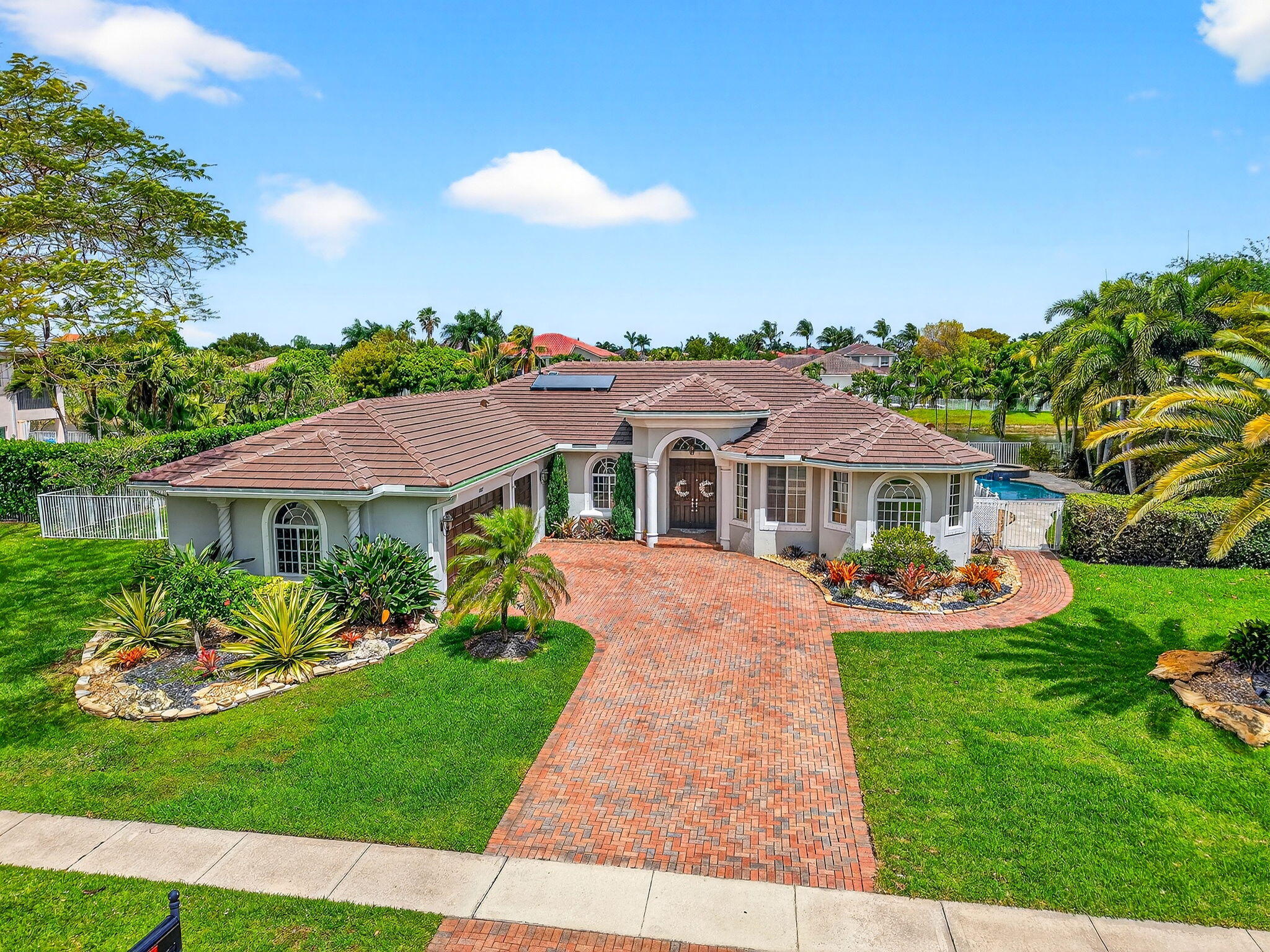 ISLES AT WELLINGTON PL 7 - Residential