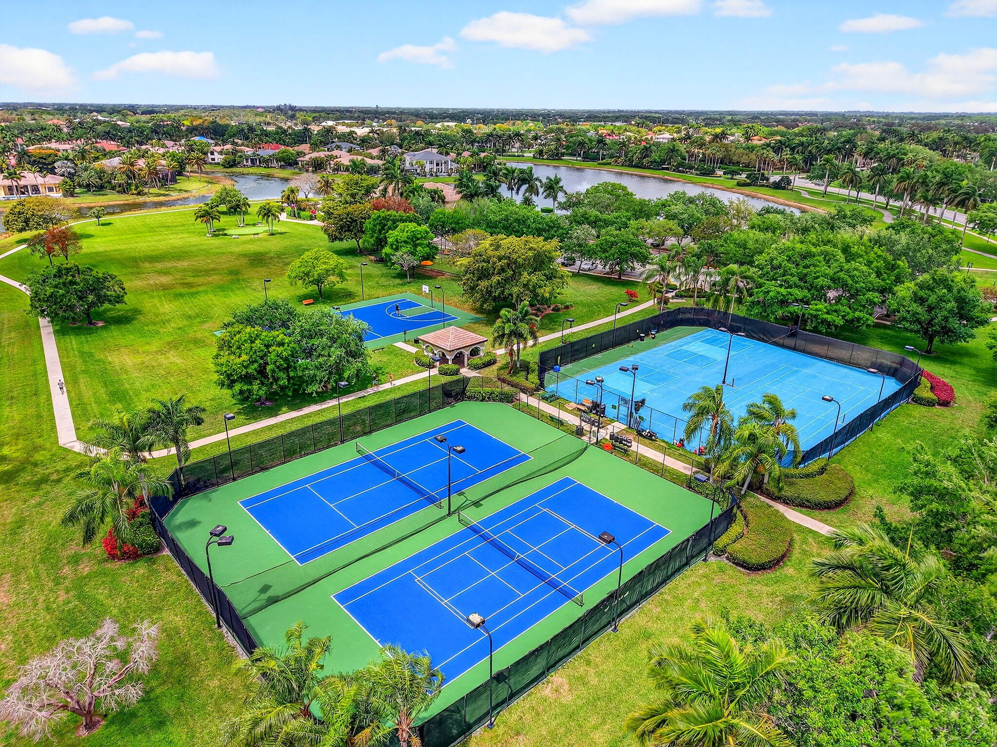 ISLES AT WELLINGTON PL 7 - Residential