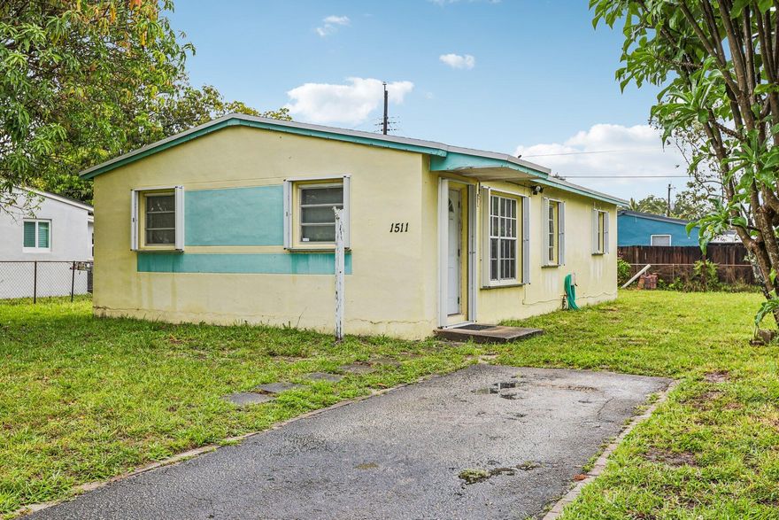 Motivated seller!!! Priced below Zestimate value and positioned as one of the best entry-level single-family home opportunities in the area. Situated on a large lot, this property offers the chance to move in immediately while adding value over time through cosmetic updates or future improvements.   Clean, functional, and full of upside for buyers looking for space, flexibility, and long-term potential without taking on a major renovation project from day one. Conveniently located near major highways, shopping, dining, and schools.  Seller is looking for a quick and smooth closing.