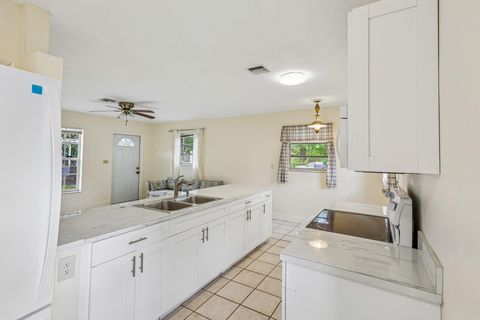Tiny photo for 1511 N 70th Terrace, Hollywood, FL 33024 (MLS # B26030839)