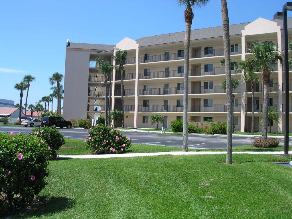 JUPITER BAY EAST CONDO - Residential