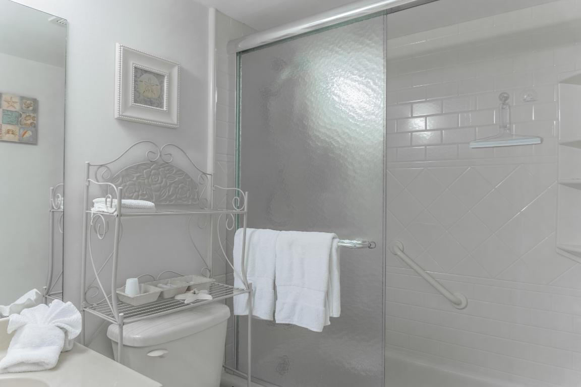 JUPITER BAY EAST CONDO - Residential