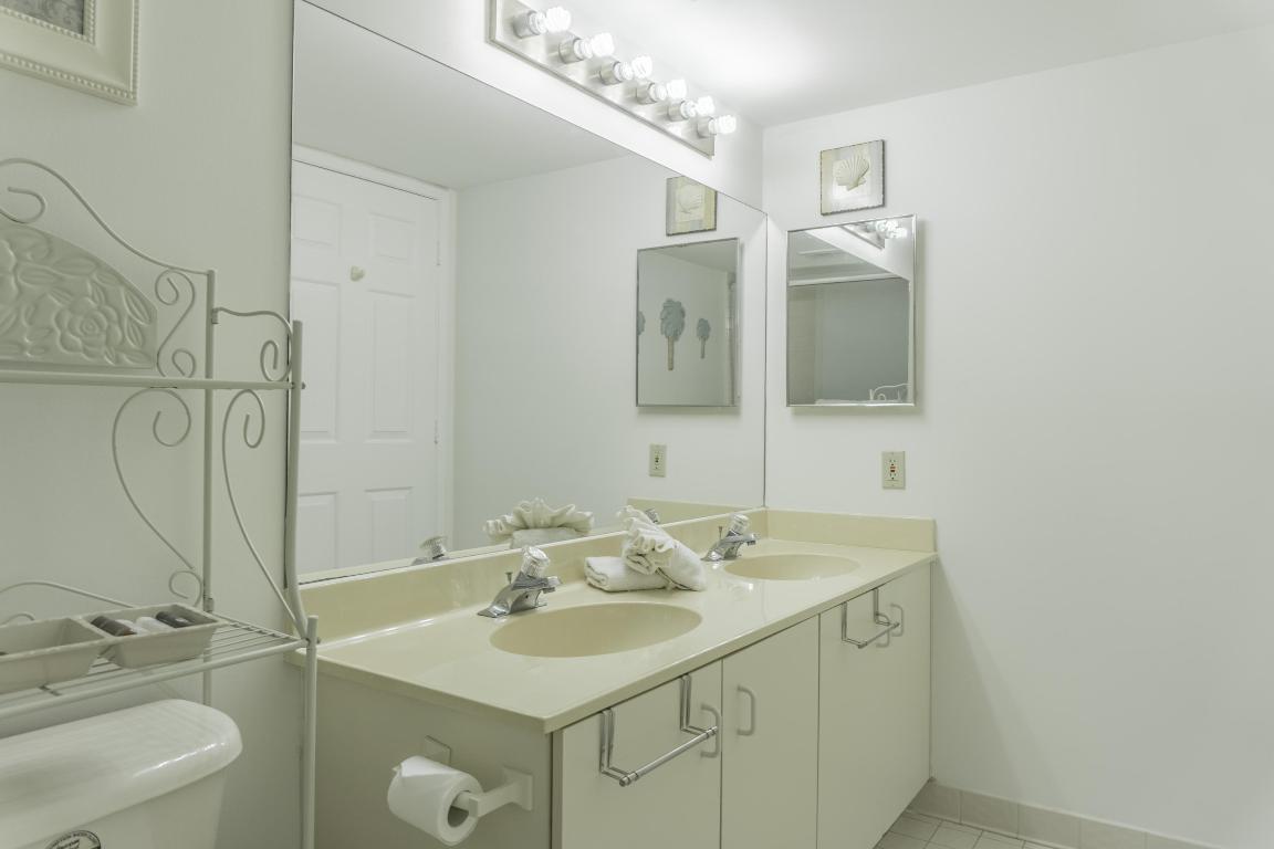 JUPITER BAY EAST CONDO - Residential