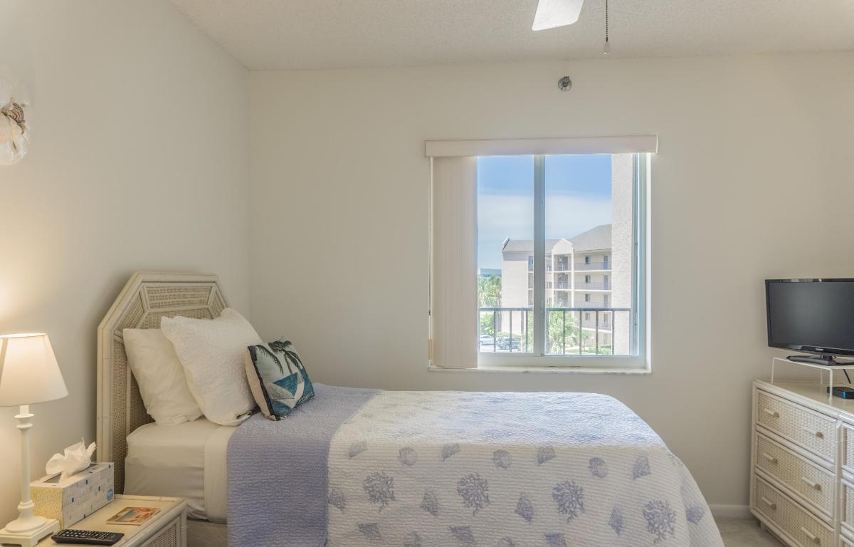 JUPITER BAY EAST CONDO - Residential