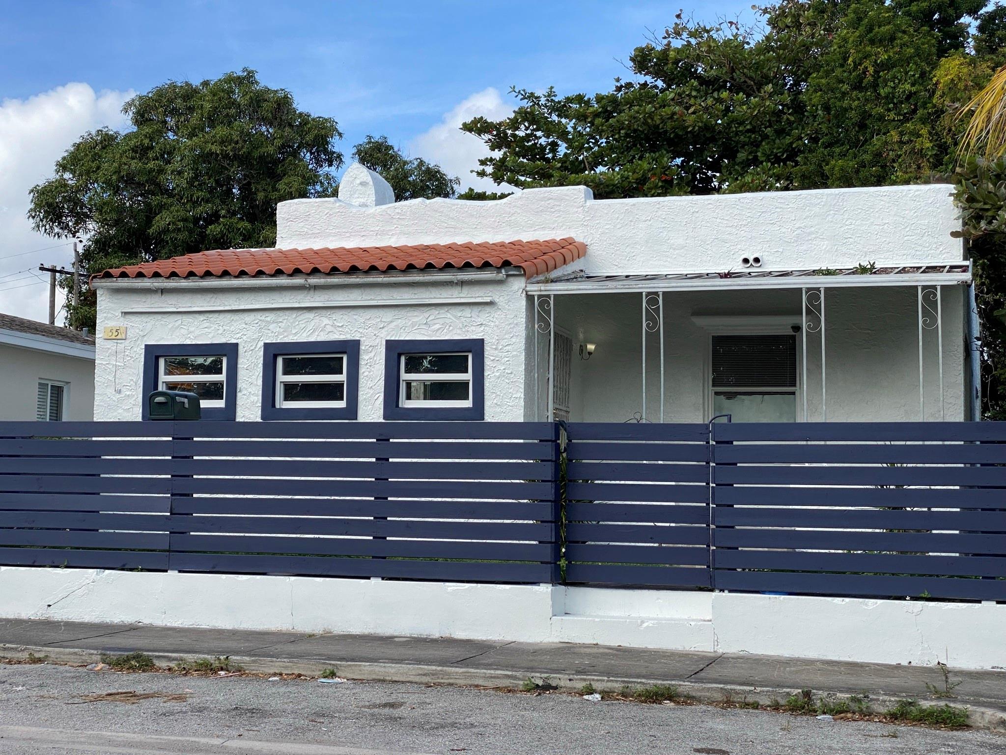 55 NW 47th St