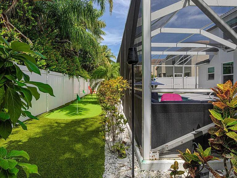 MADISON GREEN 1 PARS F AN - Residential