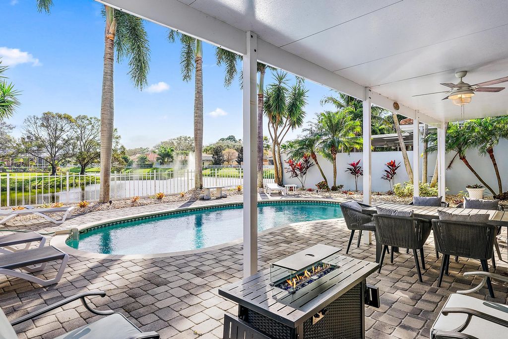Photo of 207 S Hampton Drive, Jupiter, FL 33458 (MLS # R10951725)