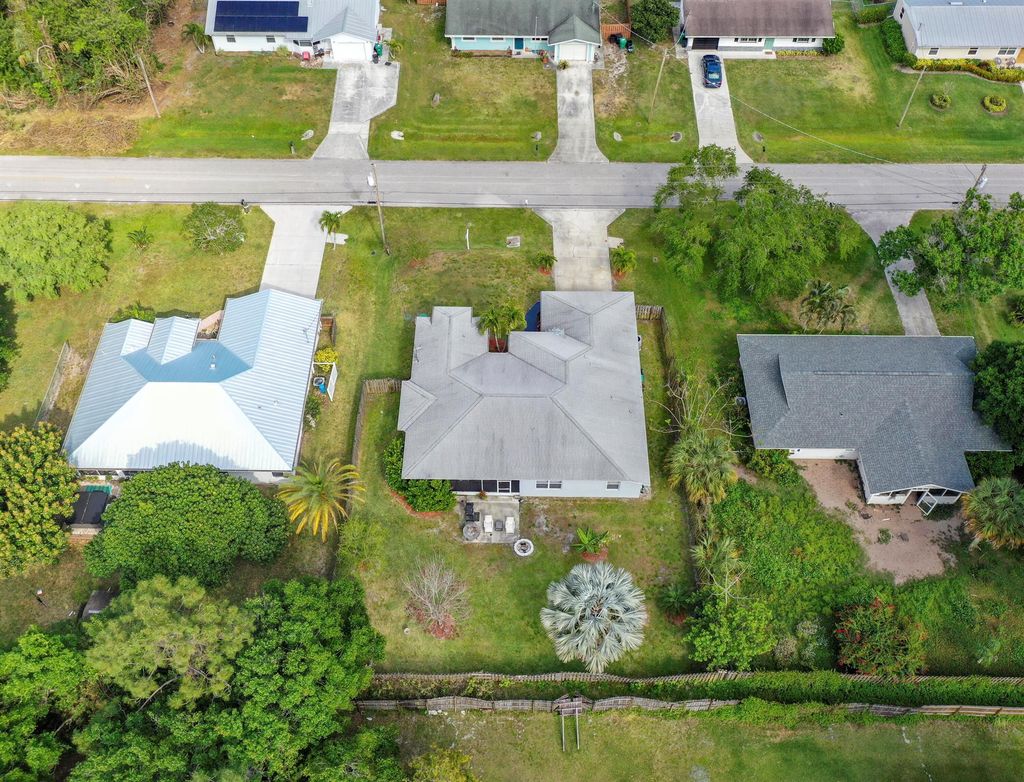 Photo of 5407 Seagrape Drive, Fort Pierce, FL 34982 (MLS # R10971081)