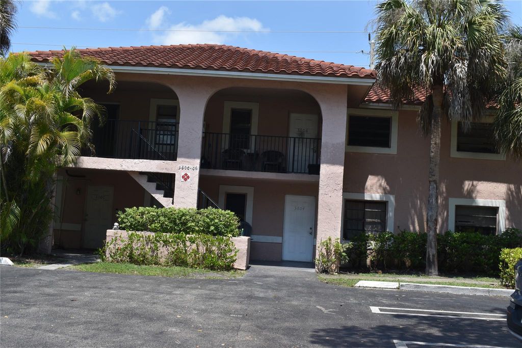 Photo of 3602 NW 116th Terrace, Coral Springs, FL 33065 (MLS # F10504241)