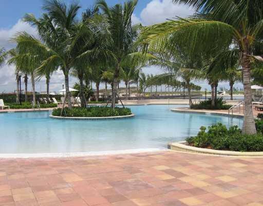 Photo of 2955 NW 126th Avenue #219-5, Sunrise, FL 33323 (MLS # B26013106)