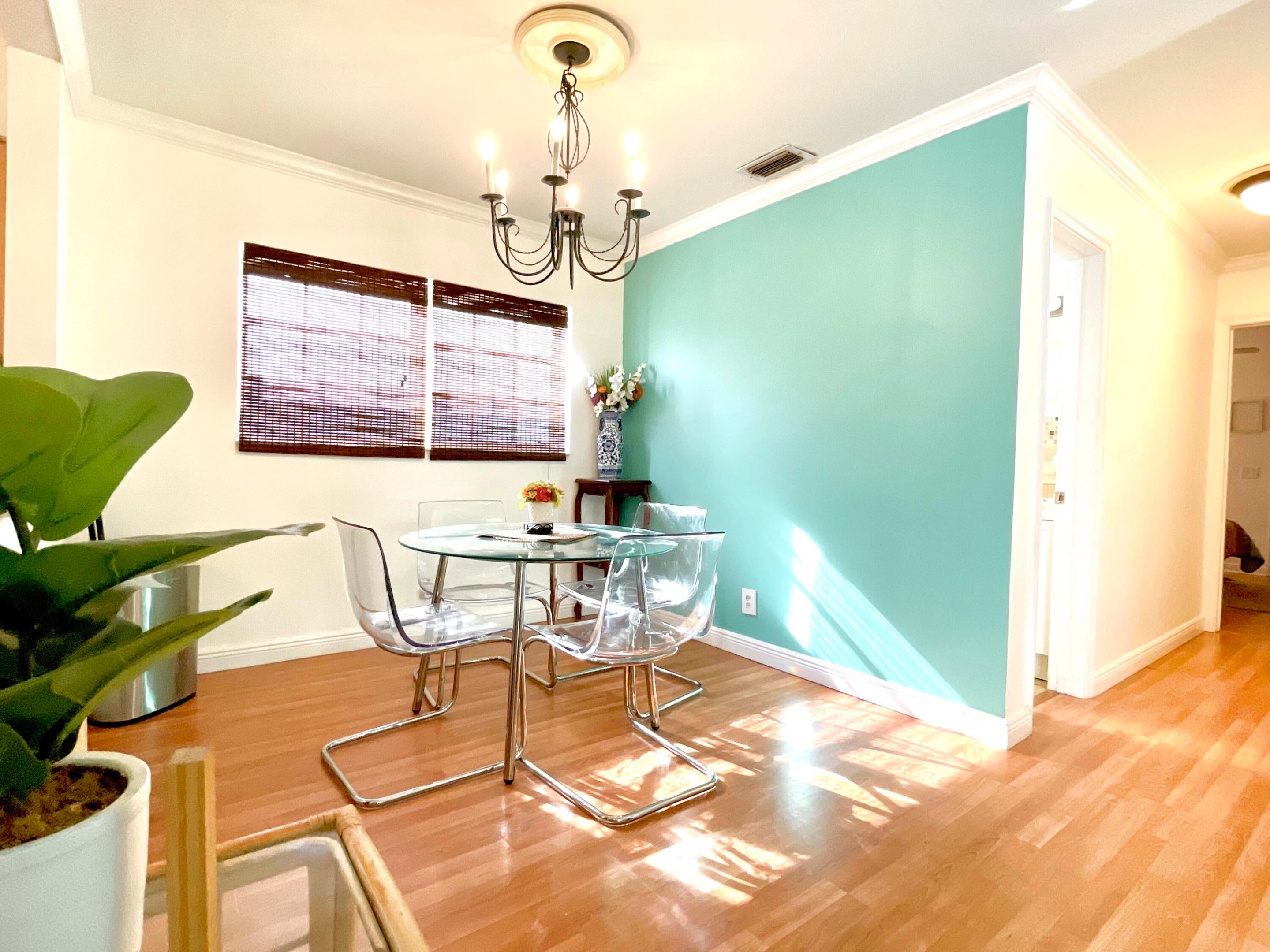 513 SW 17th Street