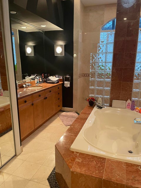 Tiny photo for 5532 ESTATE OAK Circle, Hollywood, FL 33312 (MLS # B26077824)