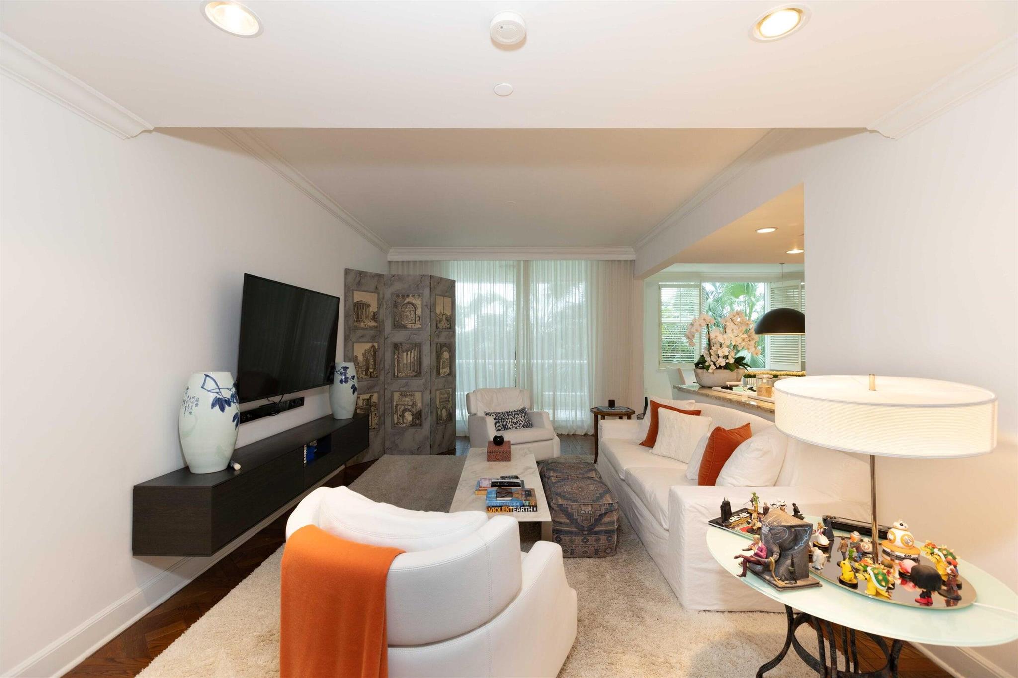 MIZNER GRAND CONDO - Residential