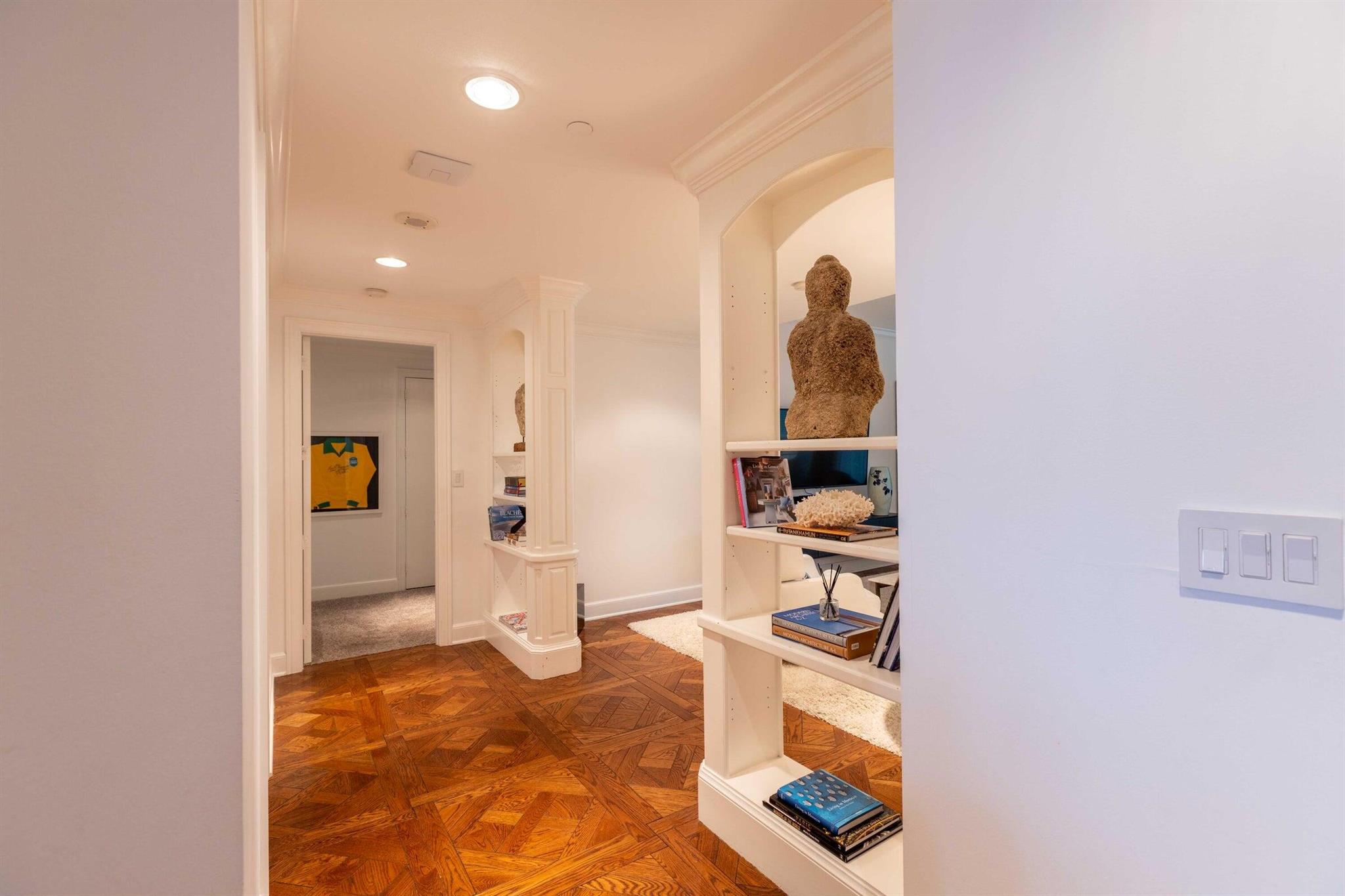 MIZNER GRAND CONDO - Residential