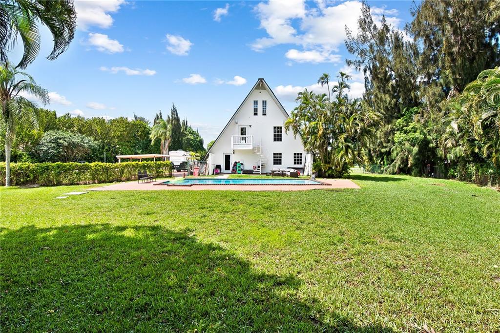 Paradise Farms - Residential