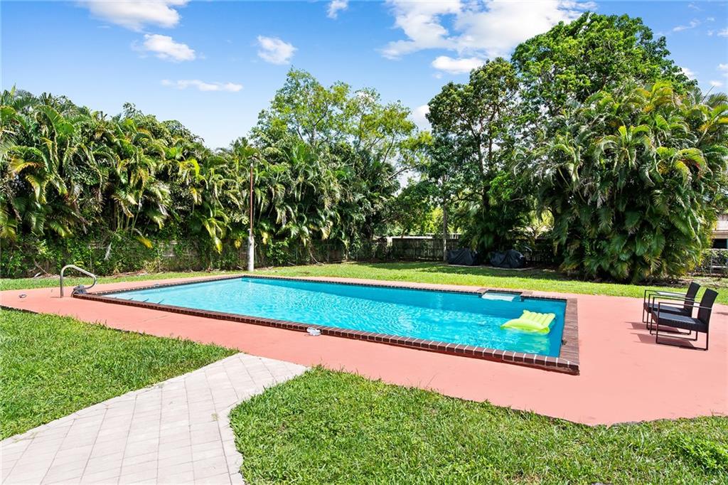 Paradise Farms - Residential