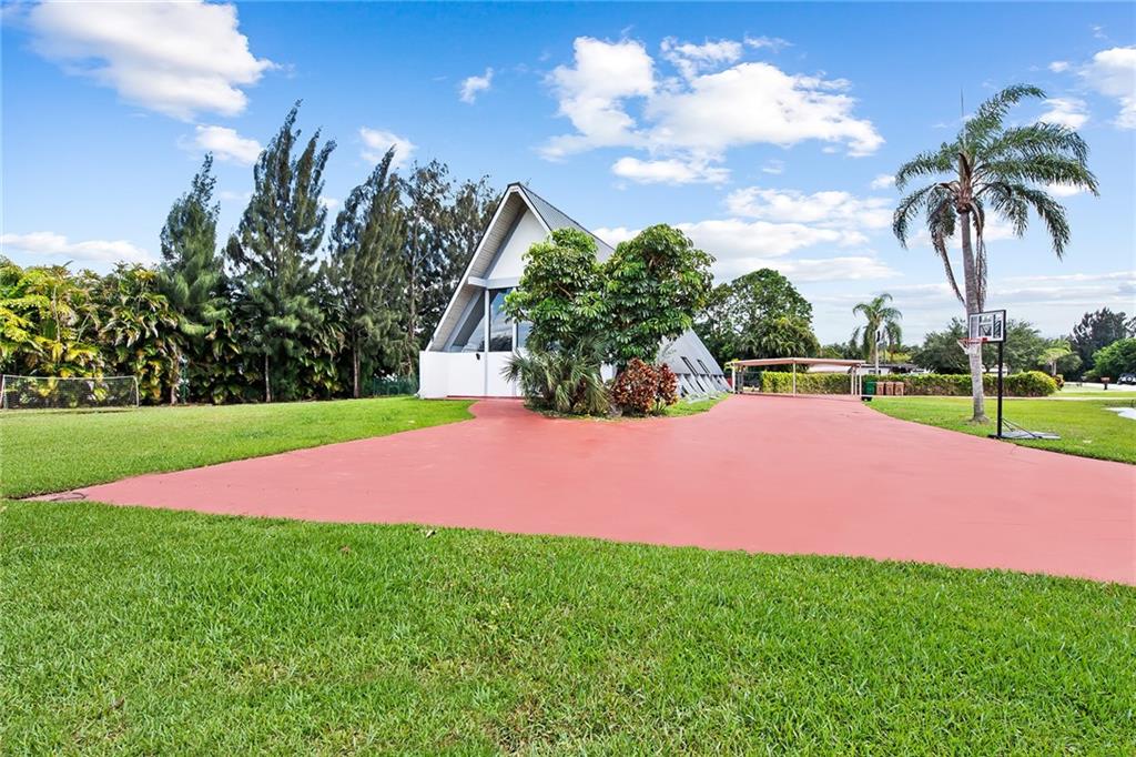 Paradise Farms - Residential