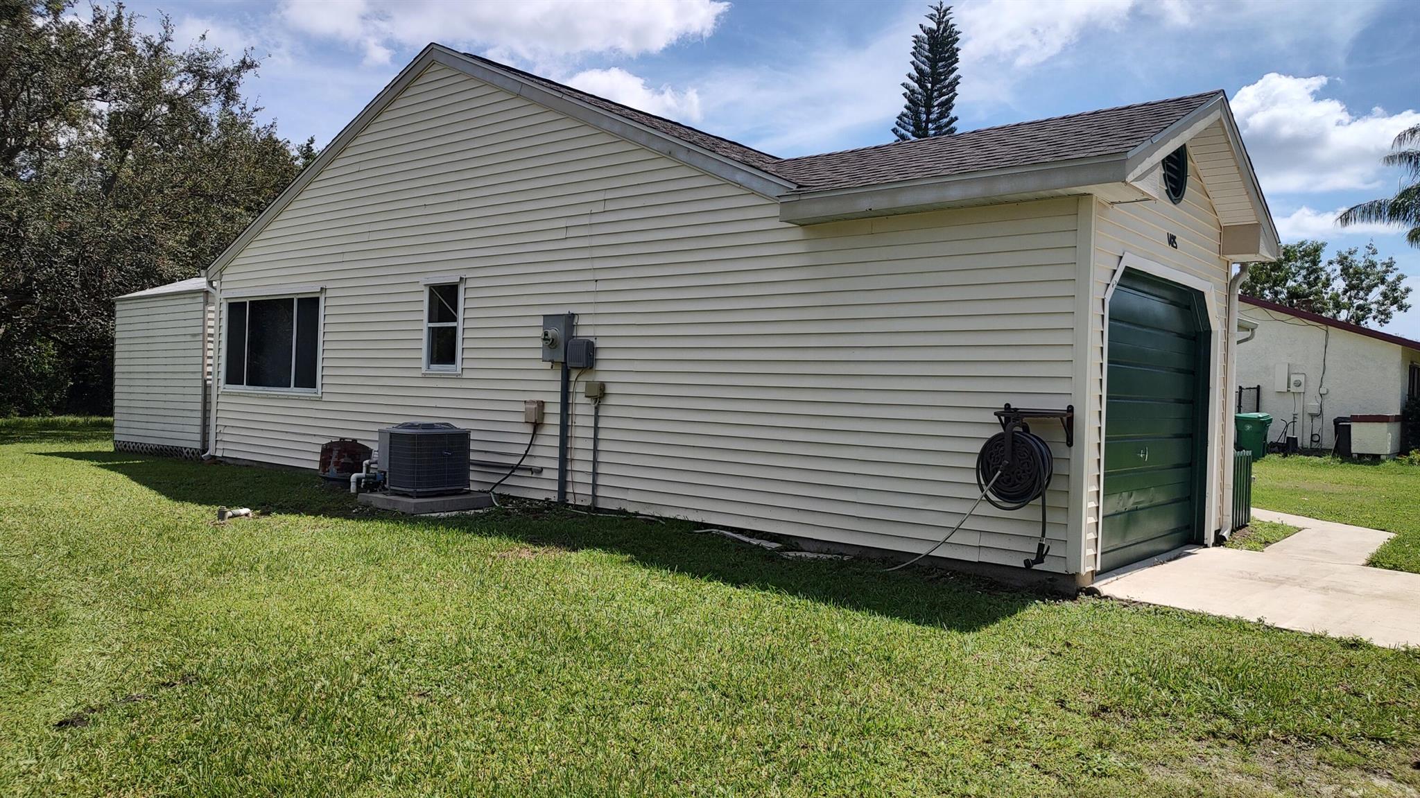 PORT ST LUCIE SECTION 52 - Residential