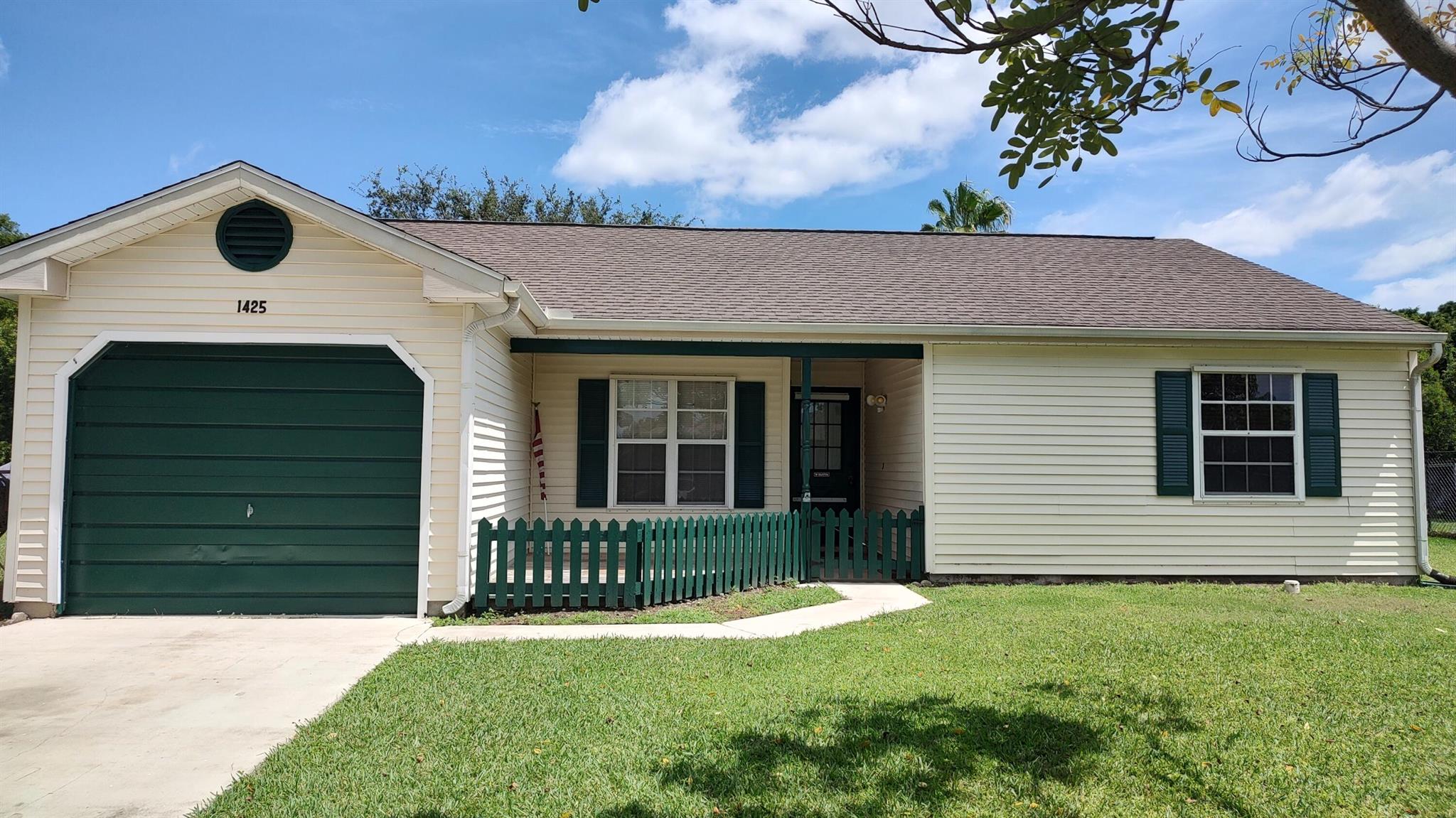 PORT ST LUCIE SECTION 52 - Residential