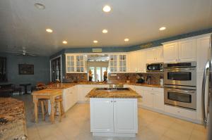 WELLINGTON AERO CLUB OF T - Residential Lease