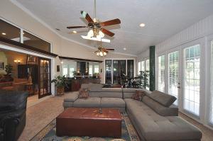 WELLINGTON AERO CLUB OF T - Residential Lease