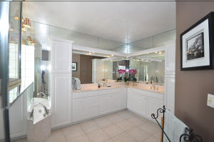 WELLINGTON AERO CLUB OF T - Residential Lease