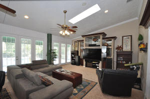 WELLINGTON AERO CLUB OF T - Residential Lease