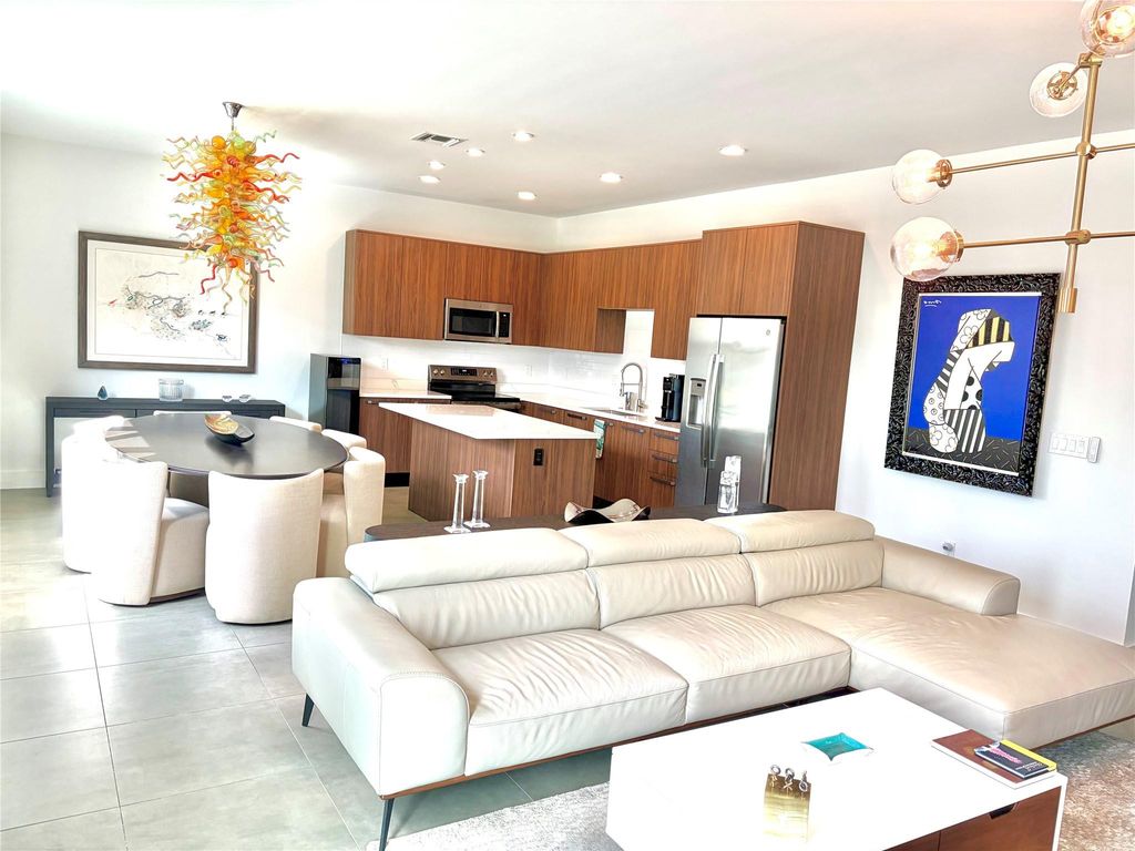 Photo of 1047 NE 34th Court #1047, Fort Lauderdale, FL 33334 (MLS # F10556315)