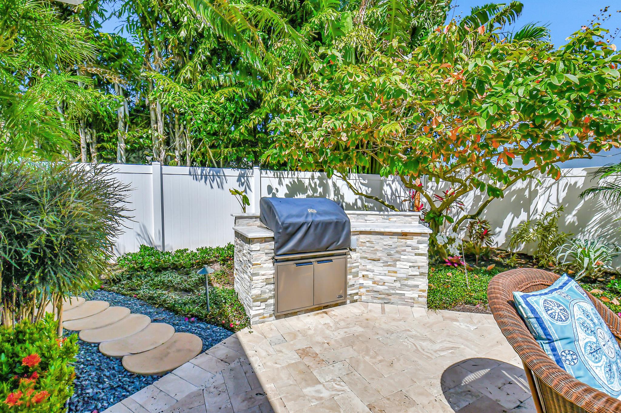 BOCA VILLAS SEC B - Residential