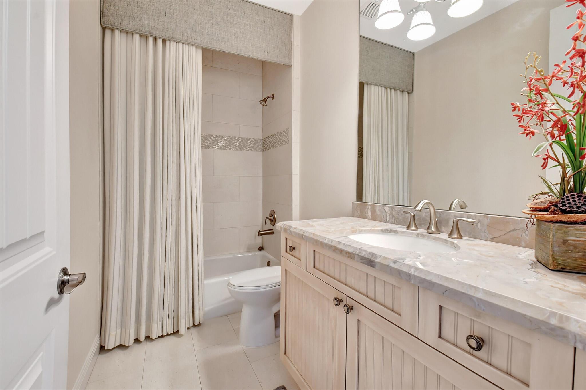 BOCA VILLAS SEC B - Residential