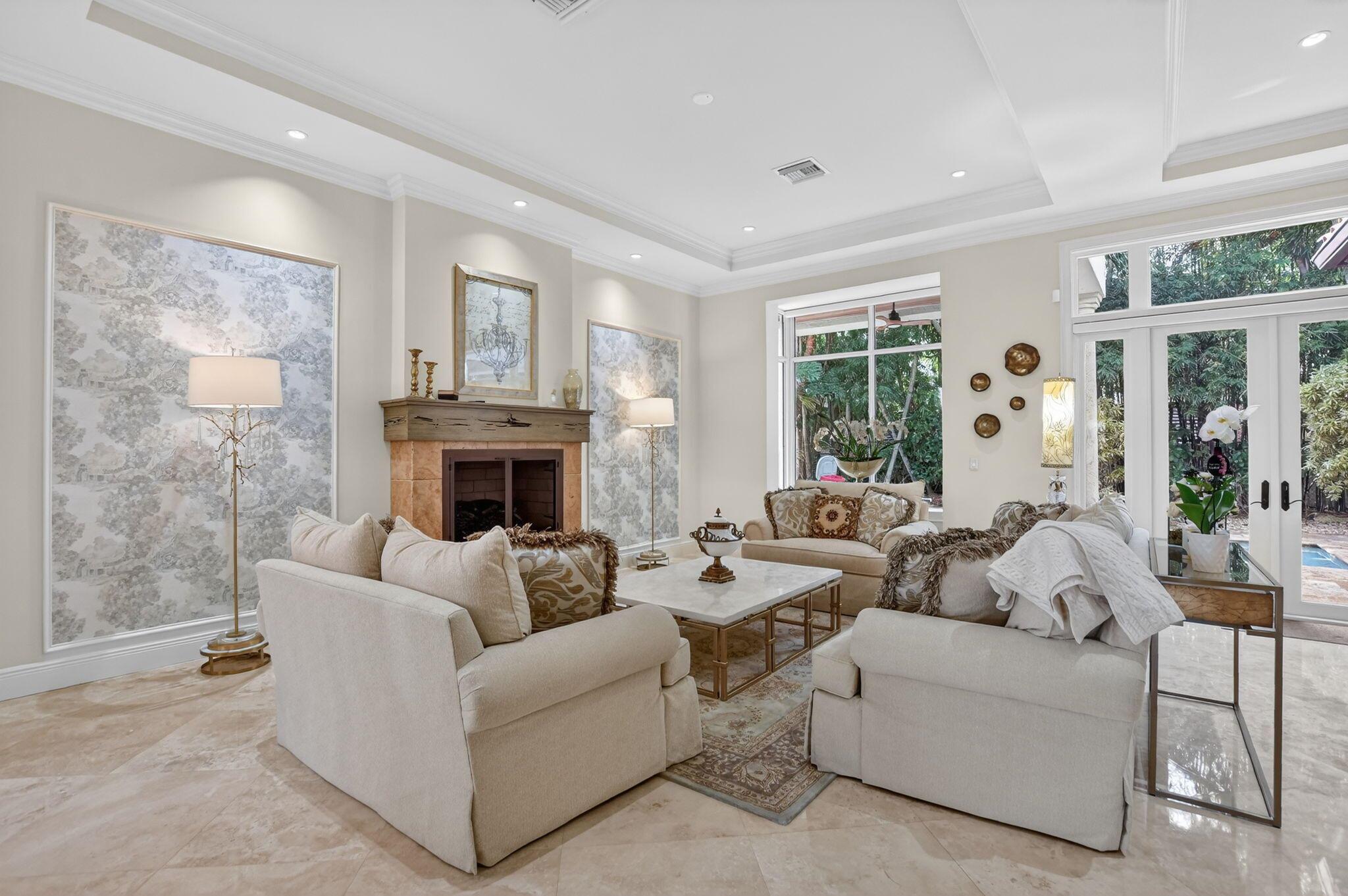 POR LA MAR - Residential