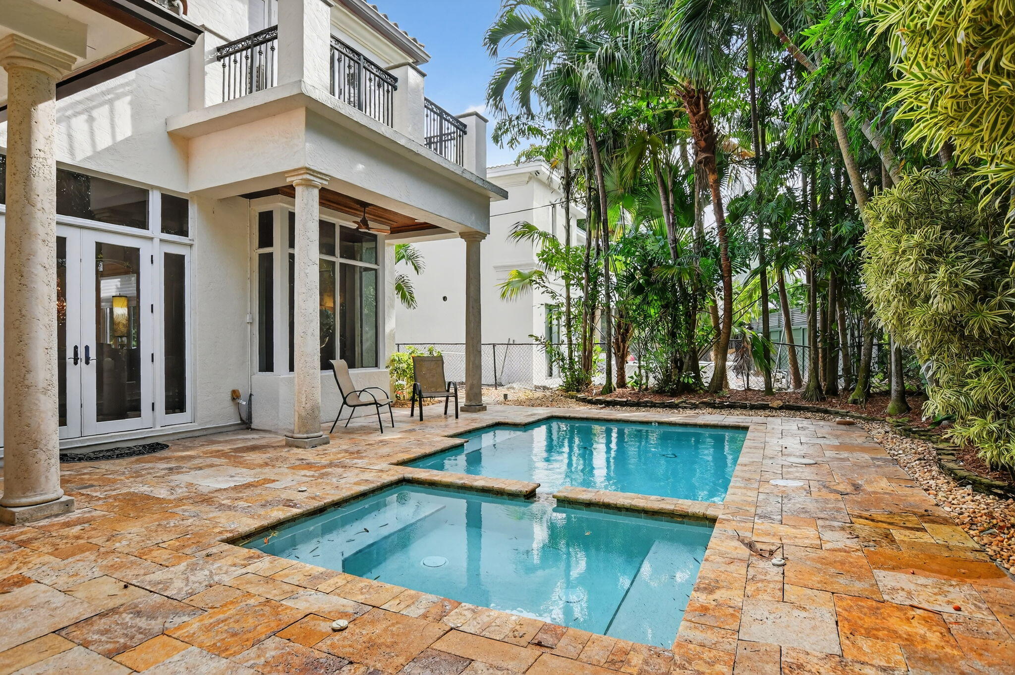 POR LA MAR - Residential