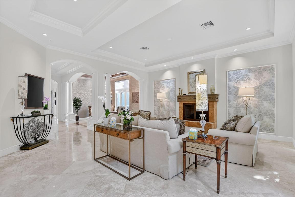 POR LA MAR - Residential