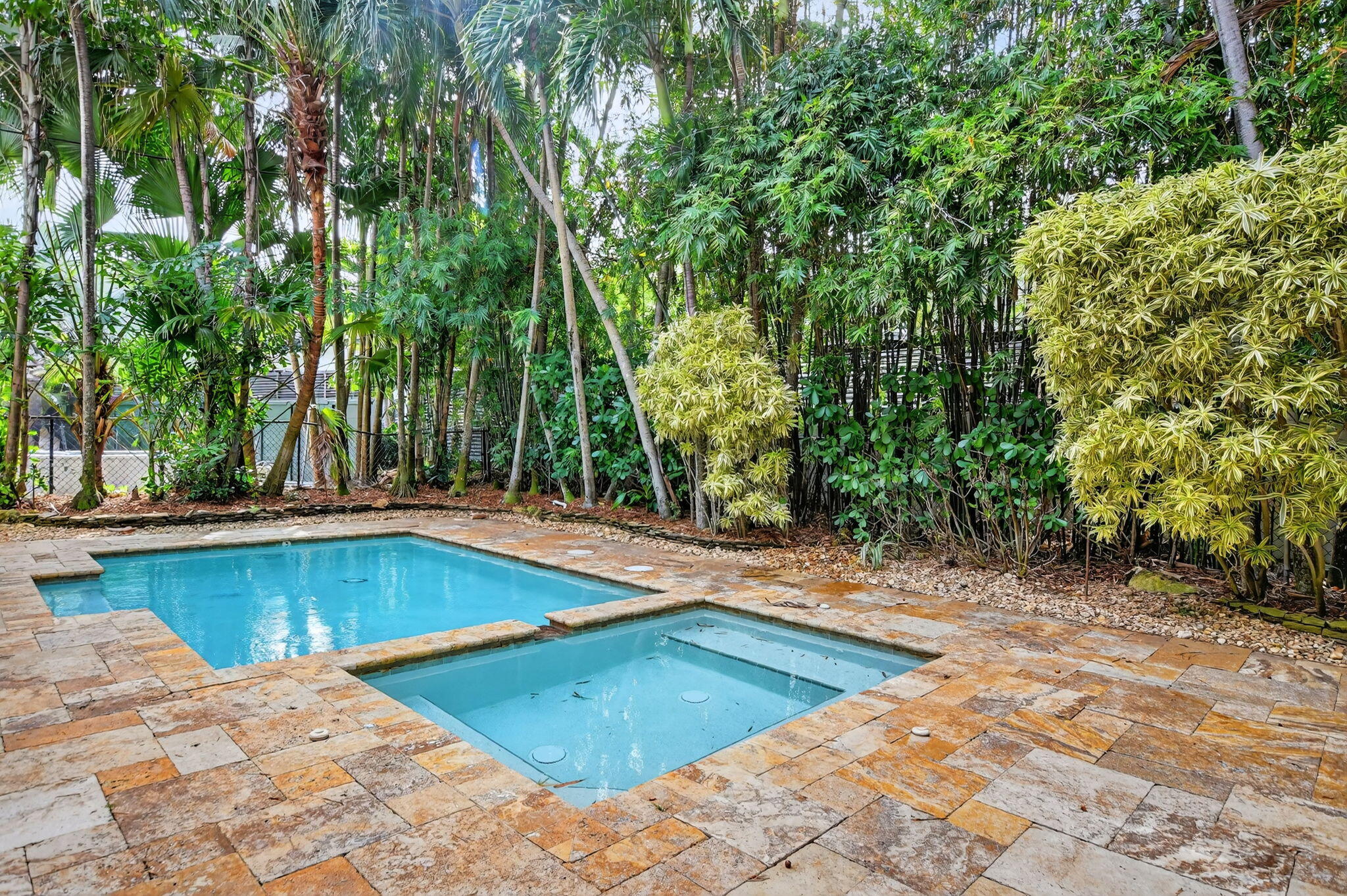 POR LA MAR - Residential