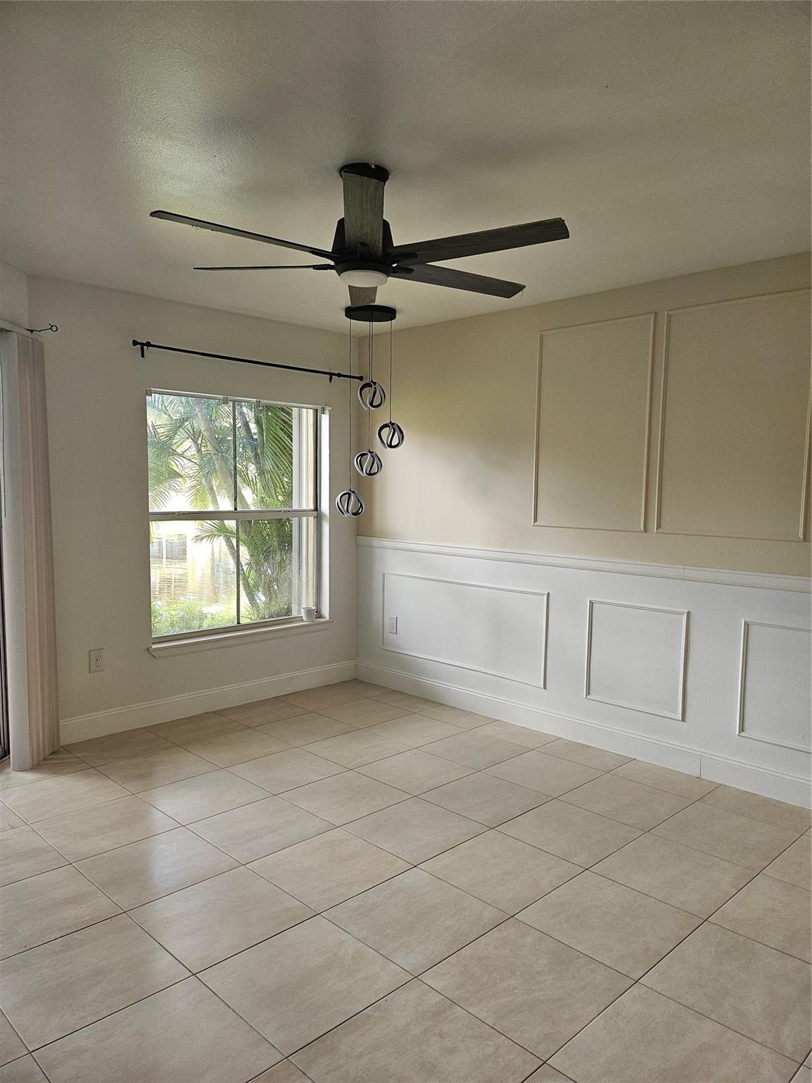 Palm Lake Condo - Residential Lease