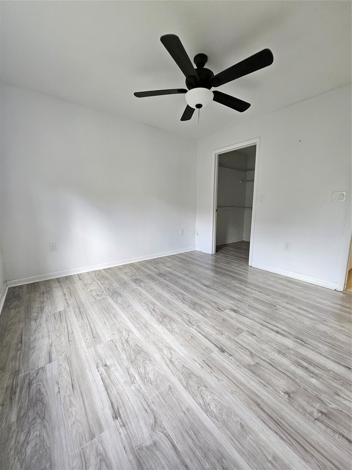 Palm Lake Condo - Residential Lease