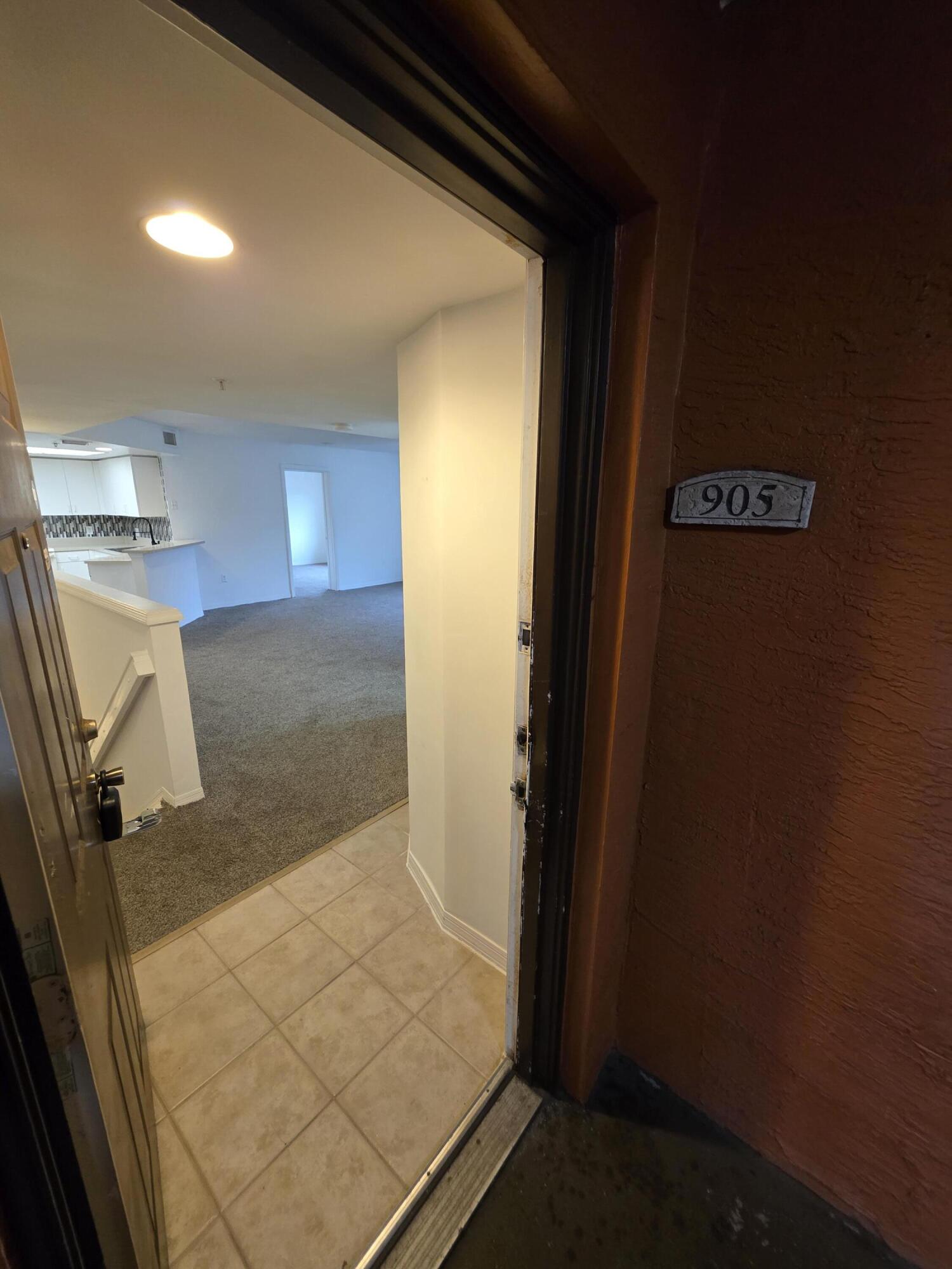 4175 N Haverhill Road 905 With Attached Garage