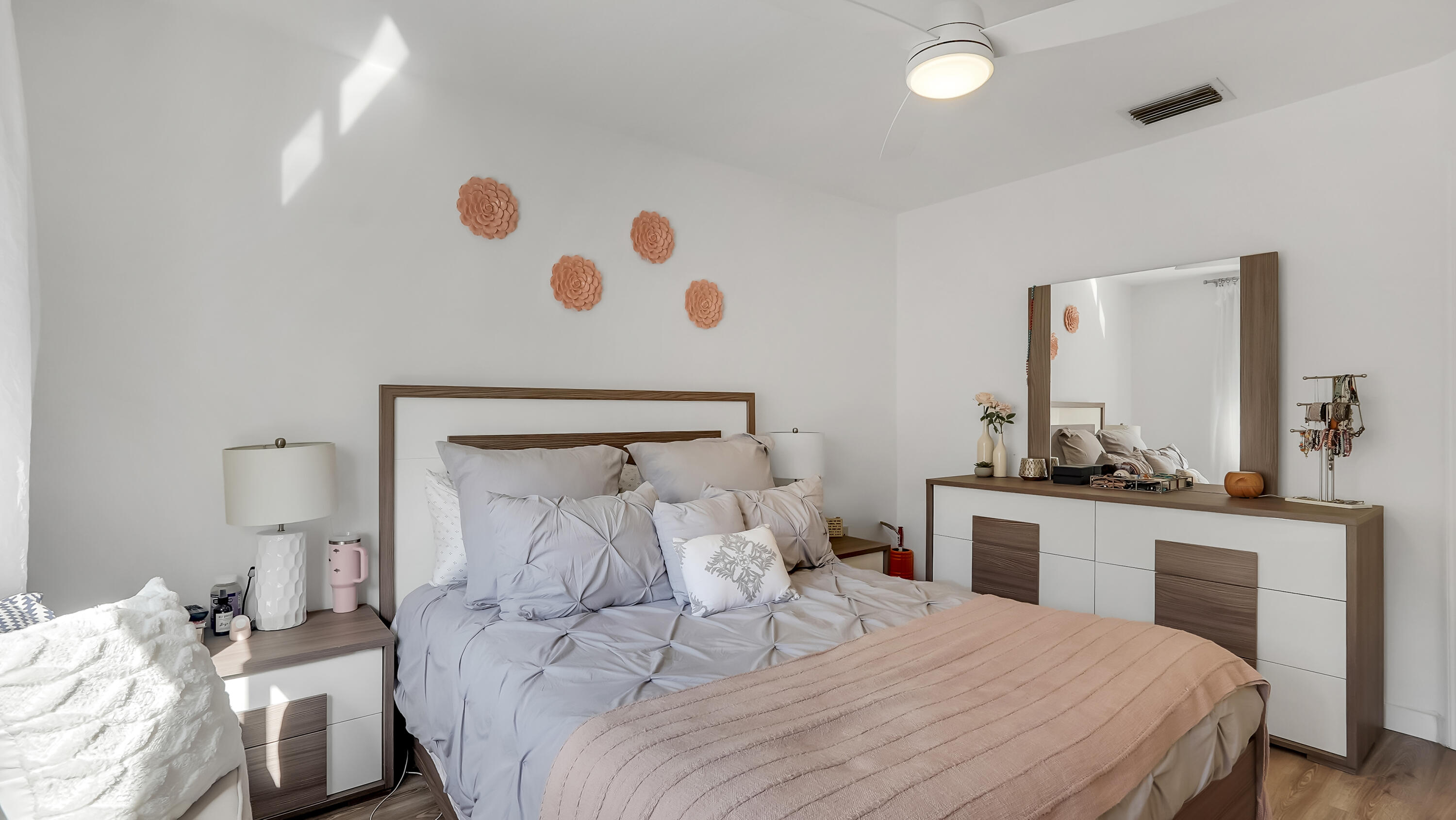 PEMBROKE ISLES 1 - Residential