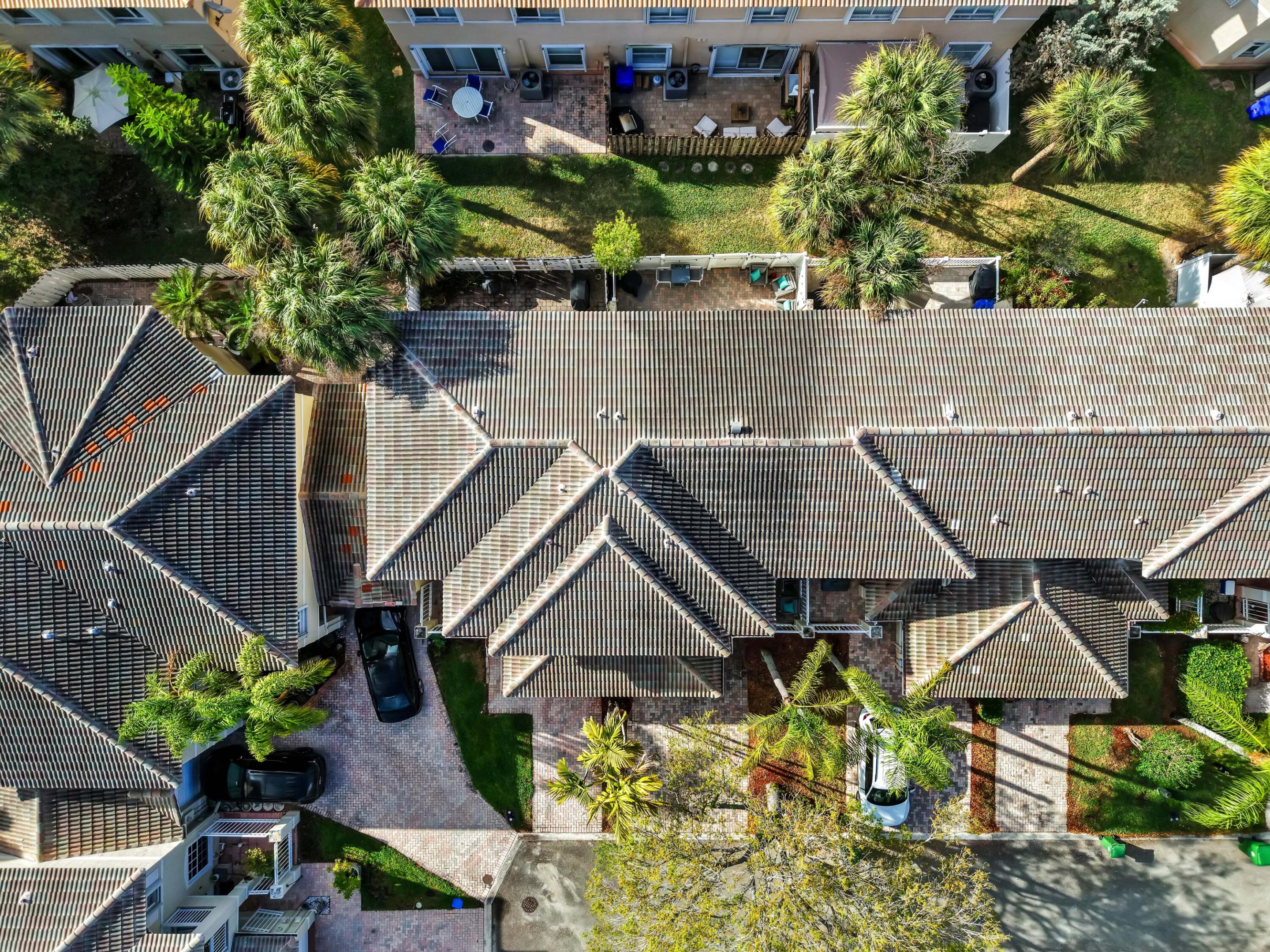 2221 NW 171st Terrace -