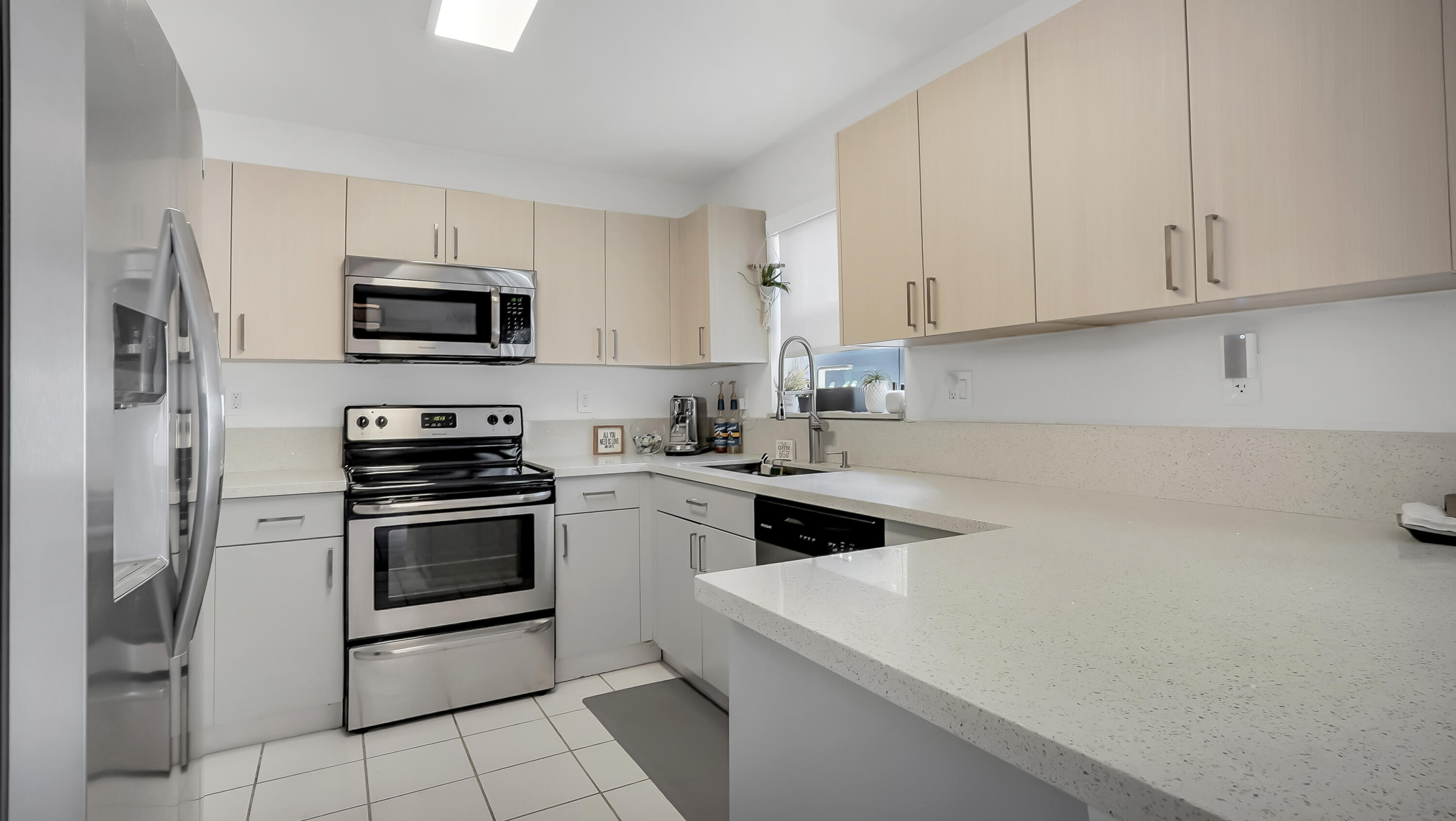 PEMBROKE ISLES 1 - Residential