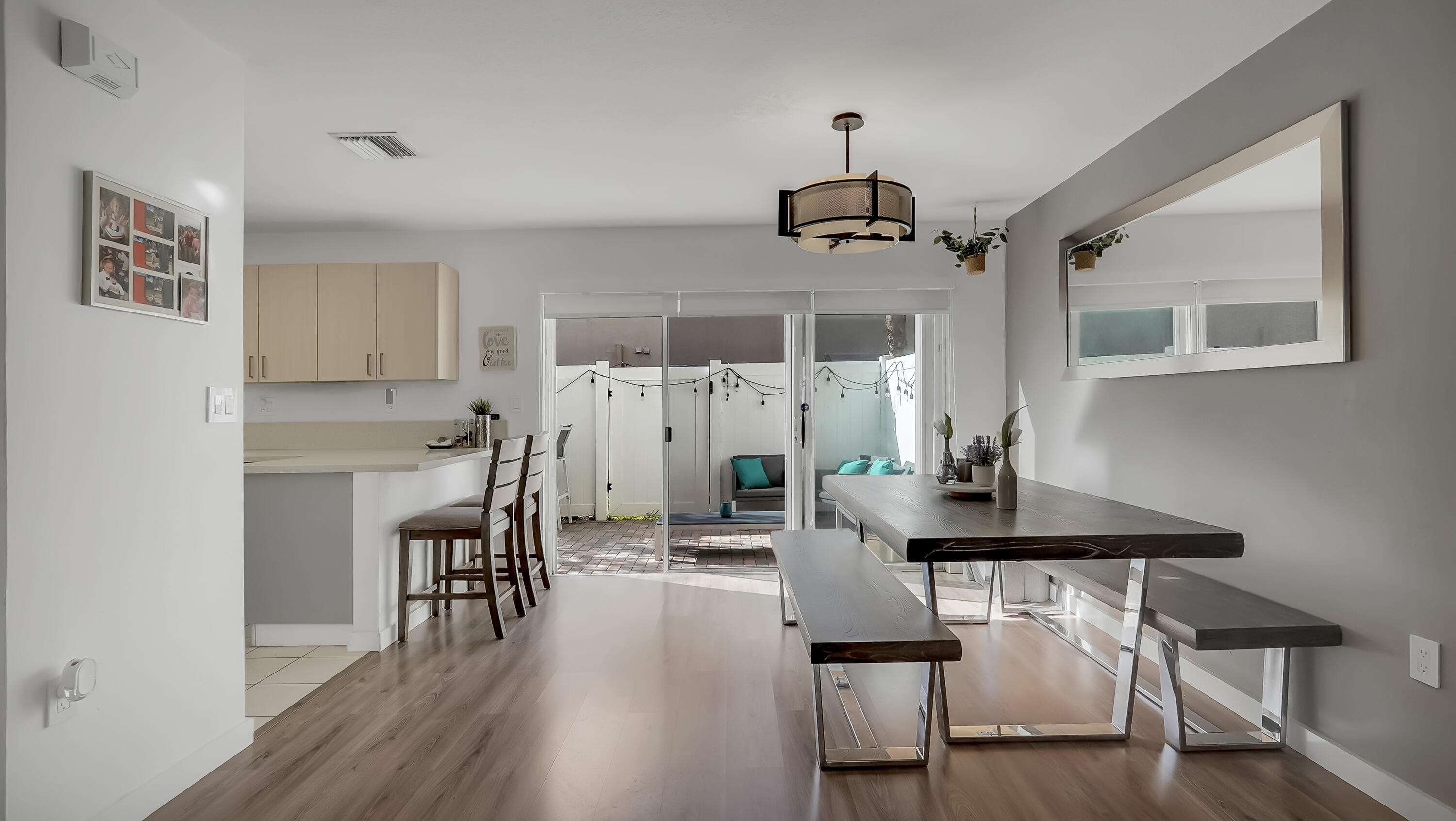 PEMBROKE ISLES 1 - Residential