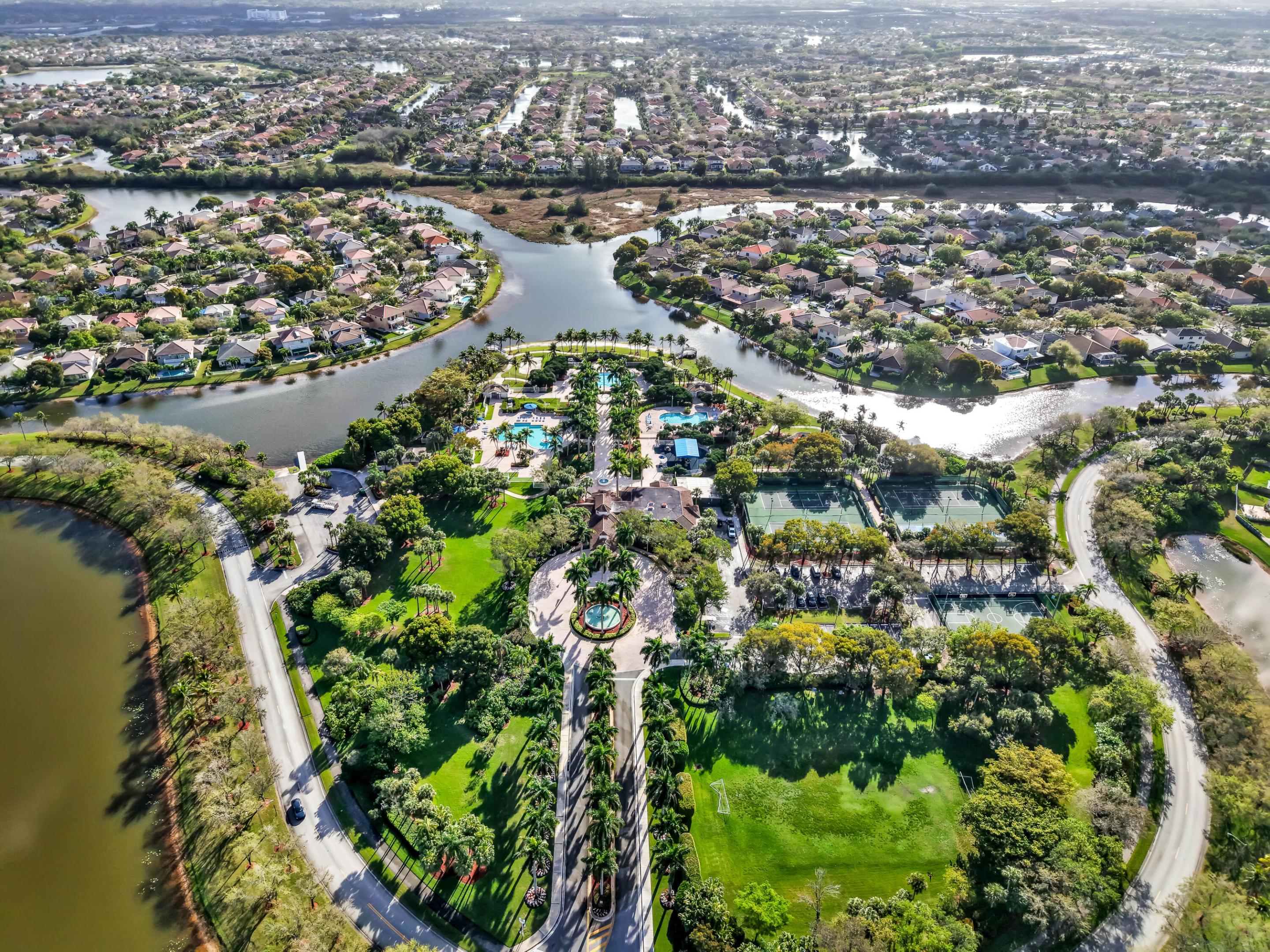 PEMBROKE ISLES 1 - Residential