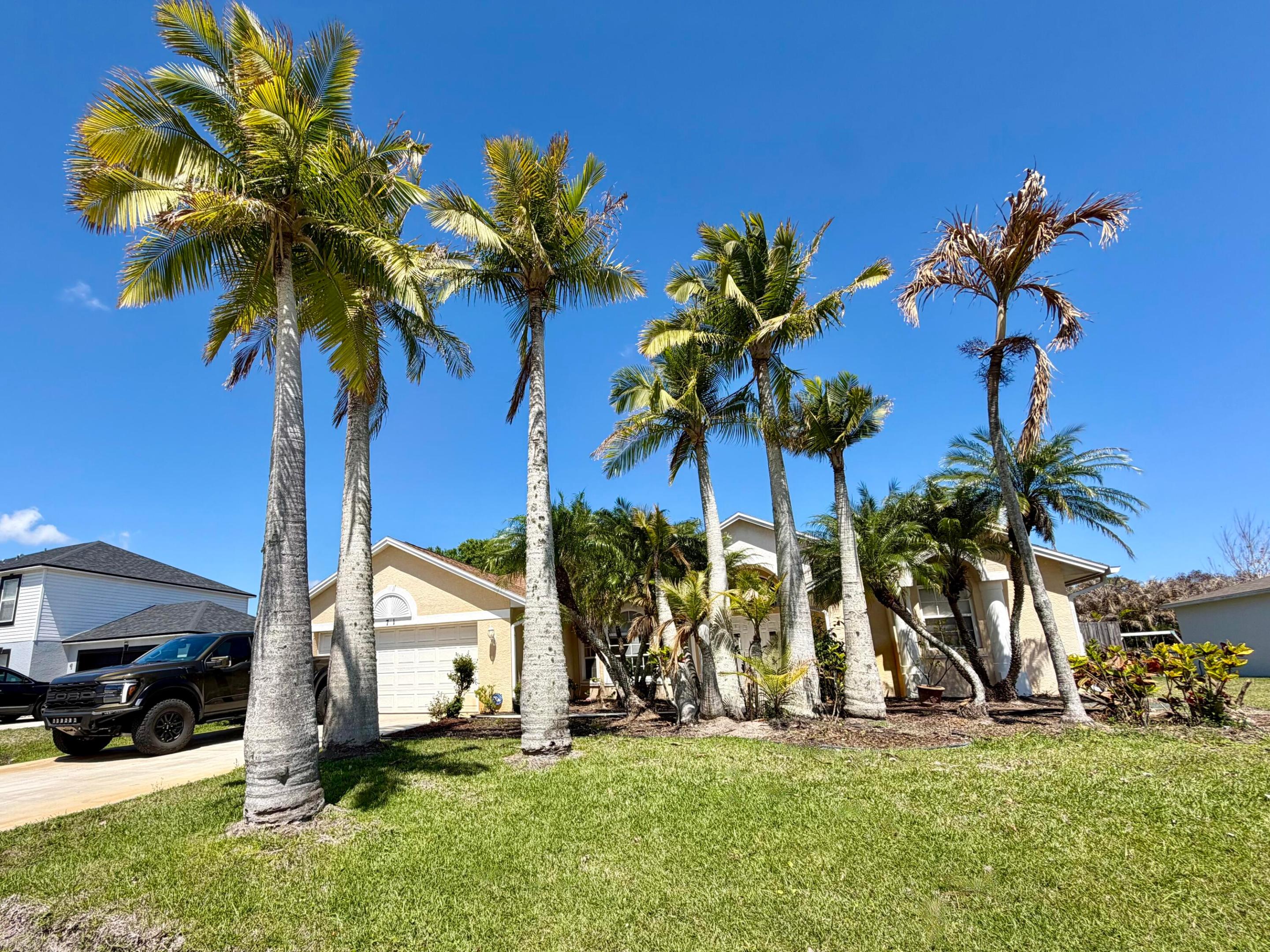 751 SE Starflower Avenue