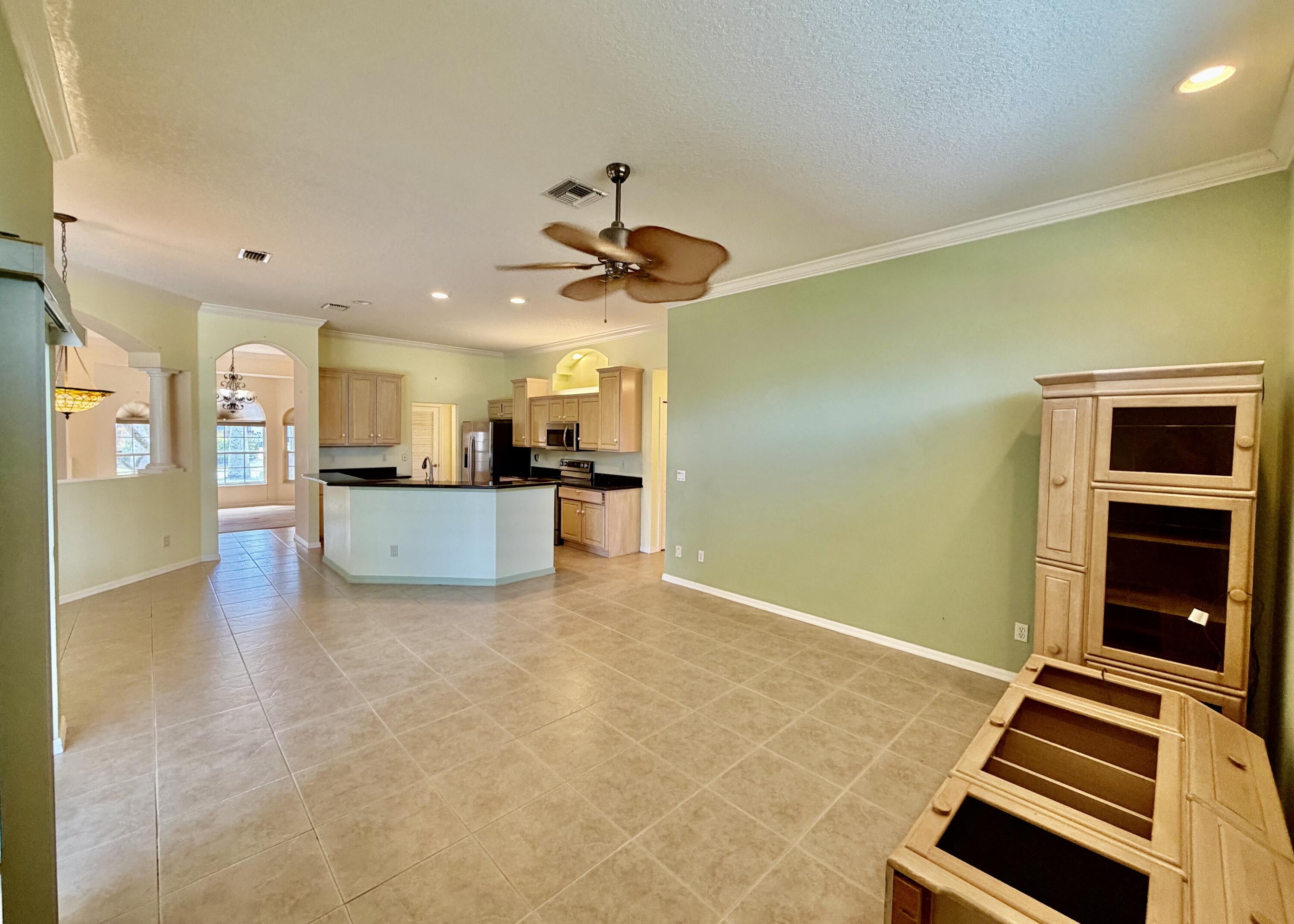 PORT ST LUCIE SECTION 10 - Residential