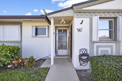 2843 Crosley Drive W J West Palm Beach FL 33415