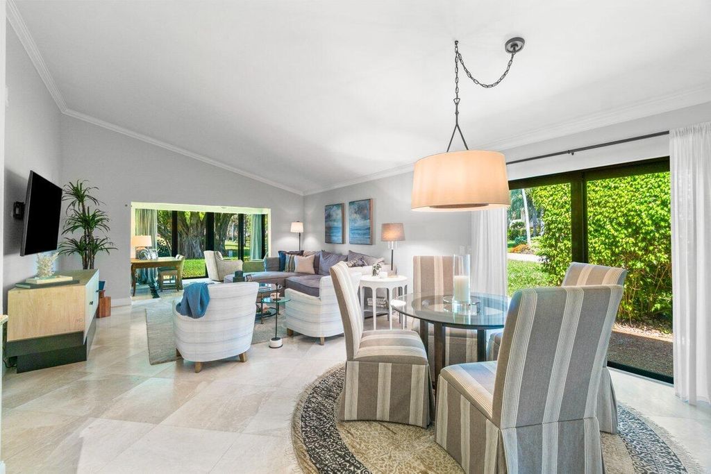 Photo of 20 Stratford Drive #D, Boynton Beach, FL 33436 (MLS # R10974418)