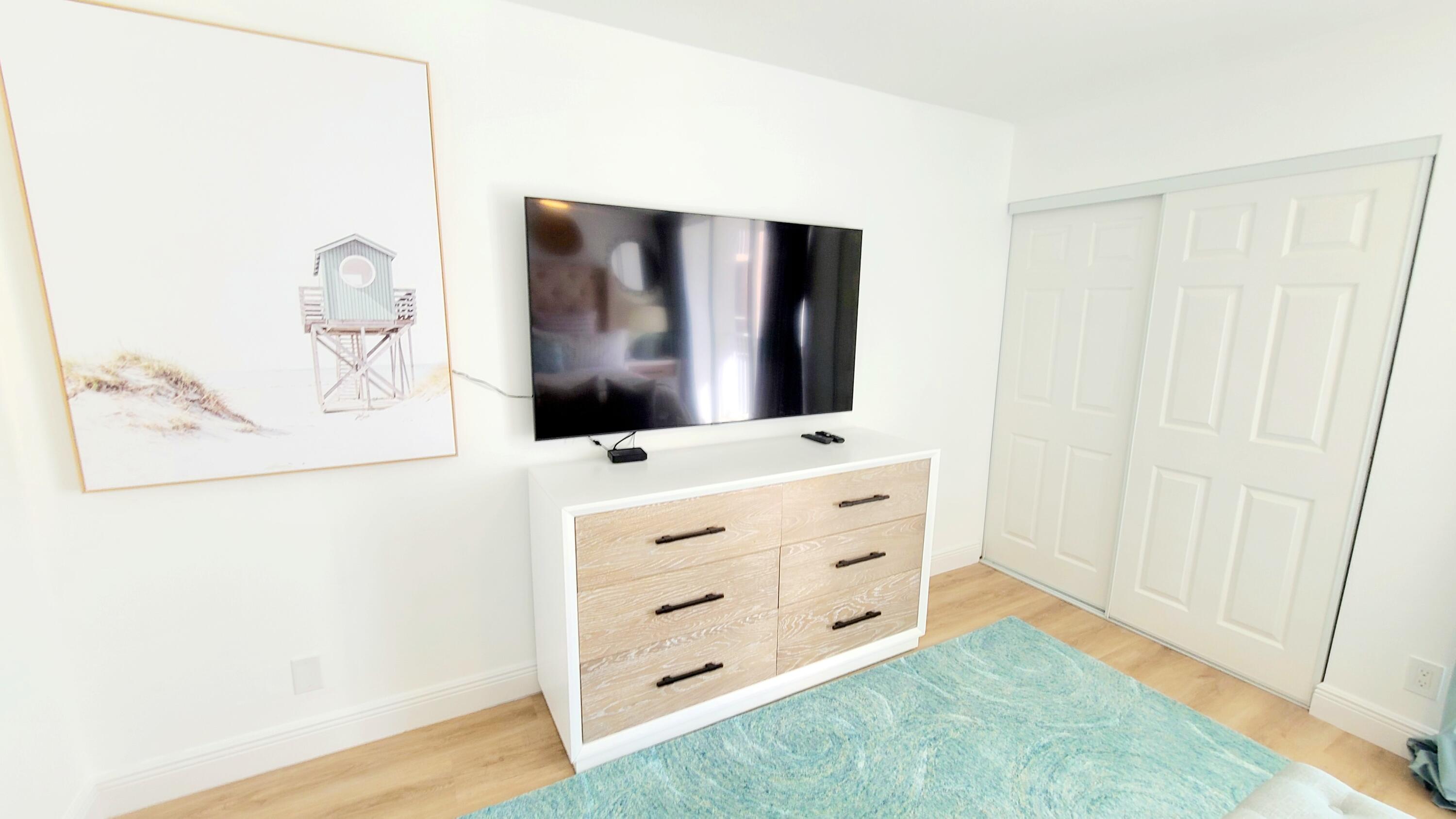 JUPITER BAY ONE THRU SIX CONDO - Residential