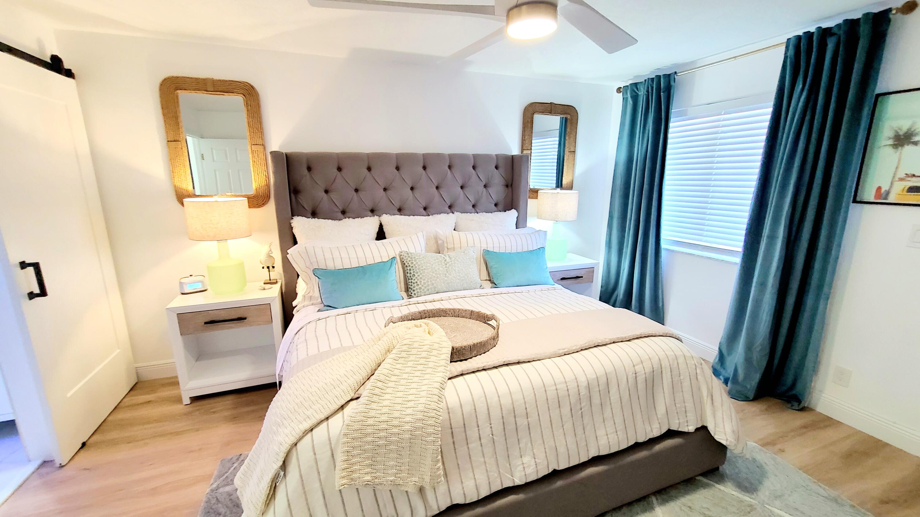JUPITER BAY ONE THRU SIX CONDO - Residential