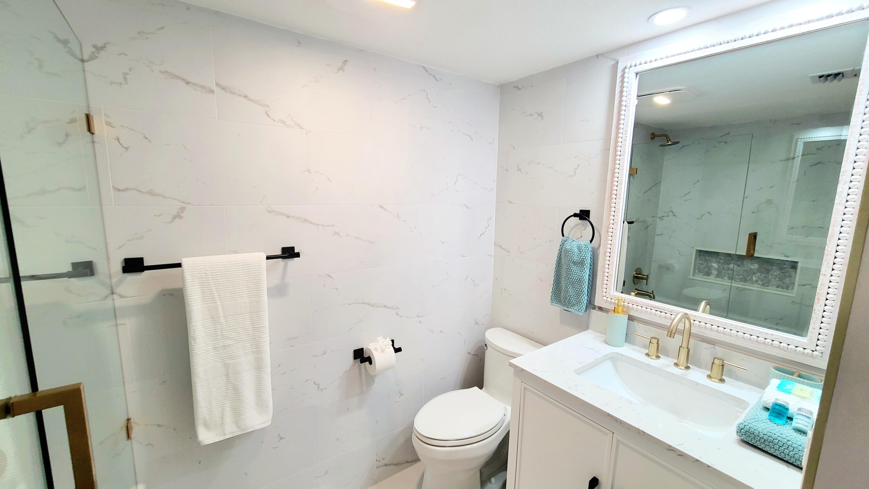 JUPITER BAY ONE THRU SIX CONDO - Residential